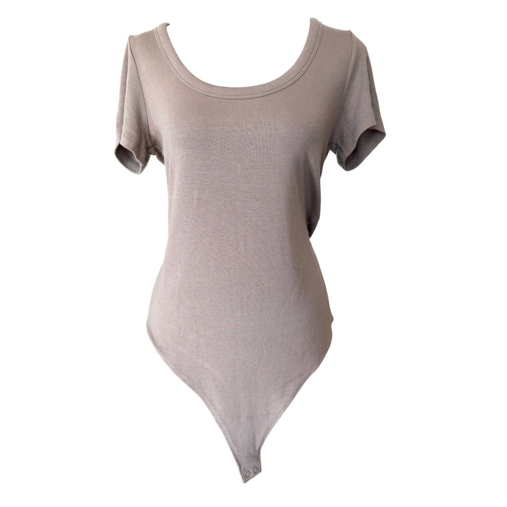 Nuuds Scoop Neck Short Sleeve Ribbed Bodysuit Taupe Brown Size L Elevated Basics